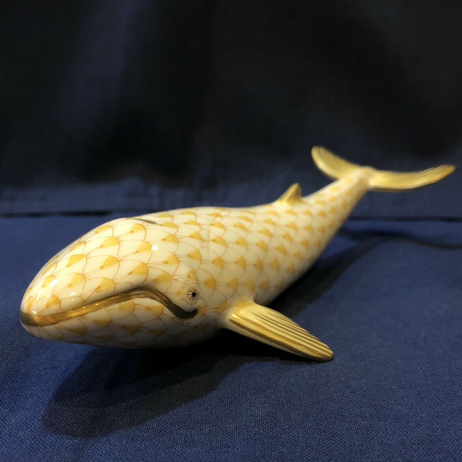 Herend Figurine - Whale - Butterscotch Fishnet
