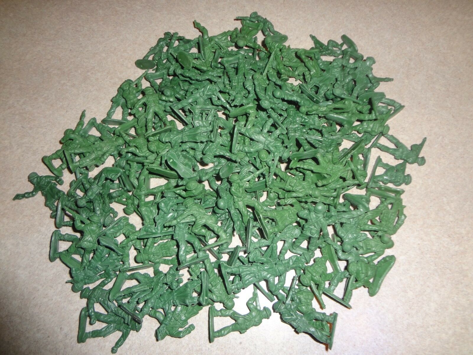 Lot Of 144 Green Plastic Mini Army Men 1" Inch Bulk Action Figures Toy Soldiers