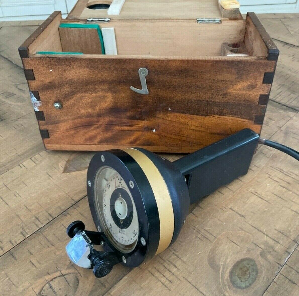 Vintage Saura Hb-65g Navigational Hand Bearing  Compass Wood Case