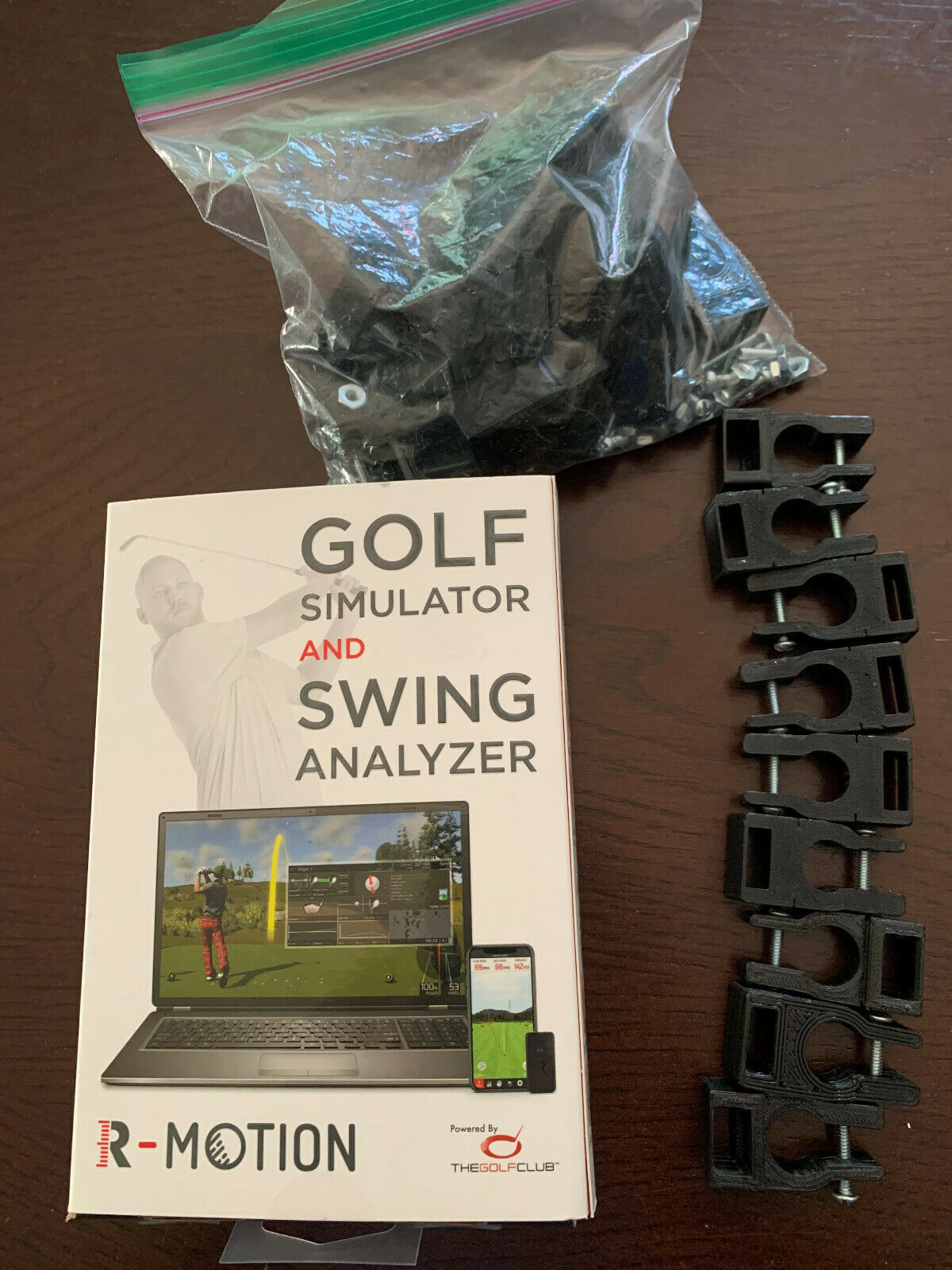 R-motion Launch Monitor And Golf Simulator