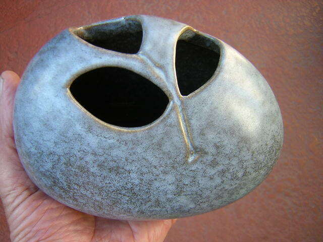 6" Japanese Flower Vase Stone Rock 3 Openings Ceramic Pottery Leaves Leaf Japan